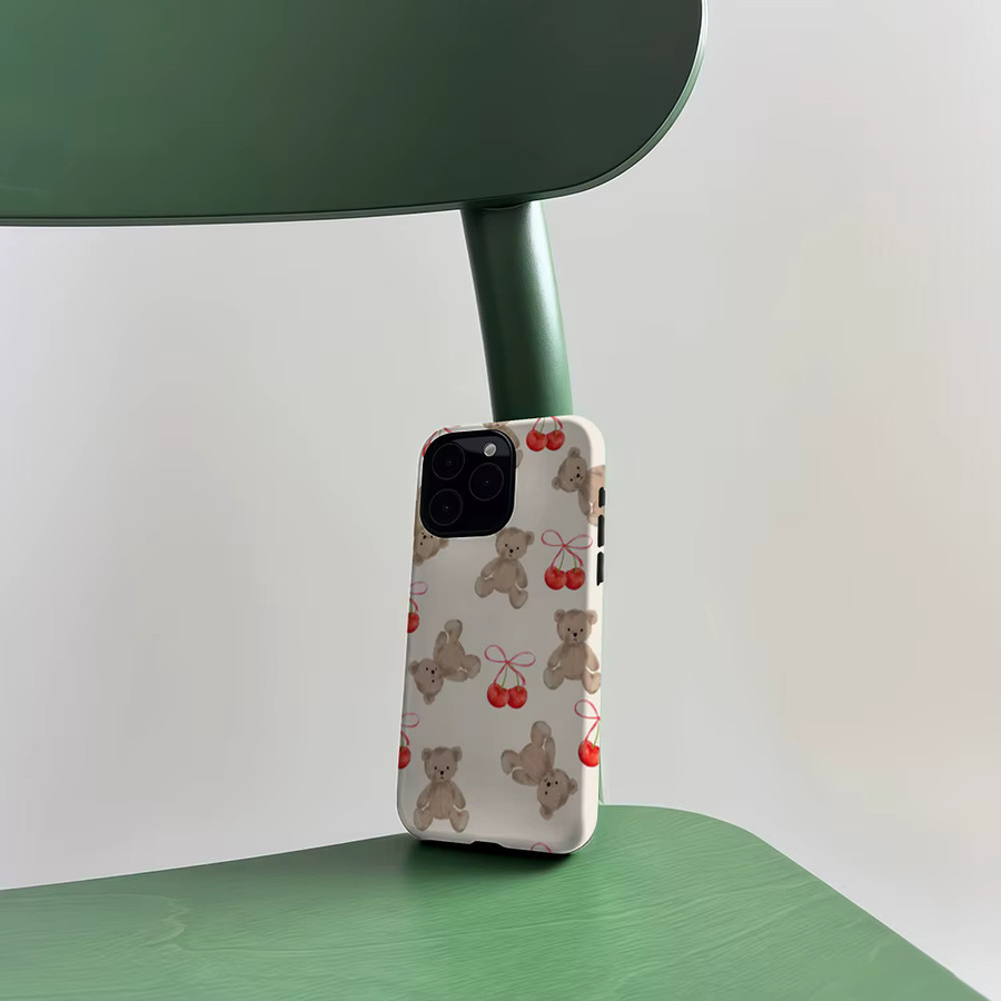 CaseLumi Matte Bumper MagSafe Hülle für iPhone 17 16 15 14 13 Pro Max mit Teddybären und Kirschen Design aus stoßfestem PC - Bild 4