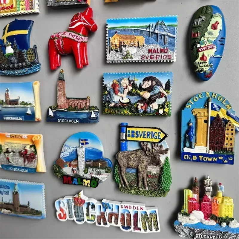 Schwedische Kühlschrankmagnete als Touristen-Souvenir für Malmö und Stockholm in Multicolour - Bild 3