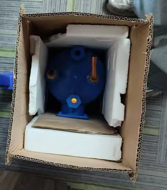 Jmz Wärmetauscher Jmz-MHTA-1.5 mit Titanrohr und blauem PVC-Gehäuse für Schwimmbad-Wärmepumpen und Aquarium-Kühler, Anschluss 1 1/2 Zoll Hose Tail - Bild 2