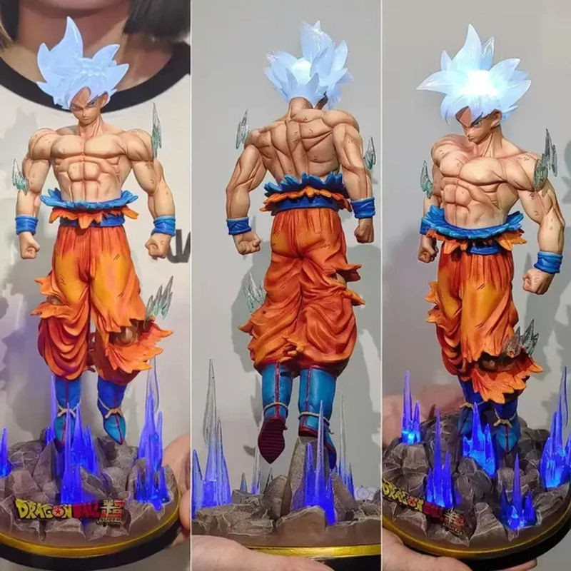 Bandai Dragon Ball Ultra Instinct Goku Anime Figur aus PVC in Mehrfarbig - Bild 1