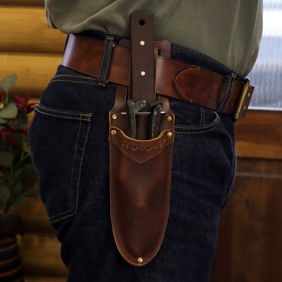 Tourbon Leder Gartenholster in Braun mit Gürtelschlaufe für Gartenzange, Beutel und Messer - Bild 4