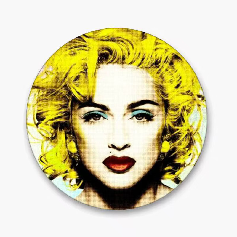 Brosche M-Madonna, Emaille-Pin, Cartoon-Stil - Bild 6