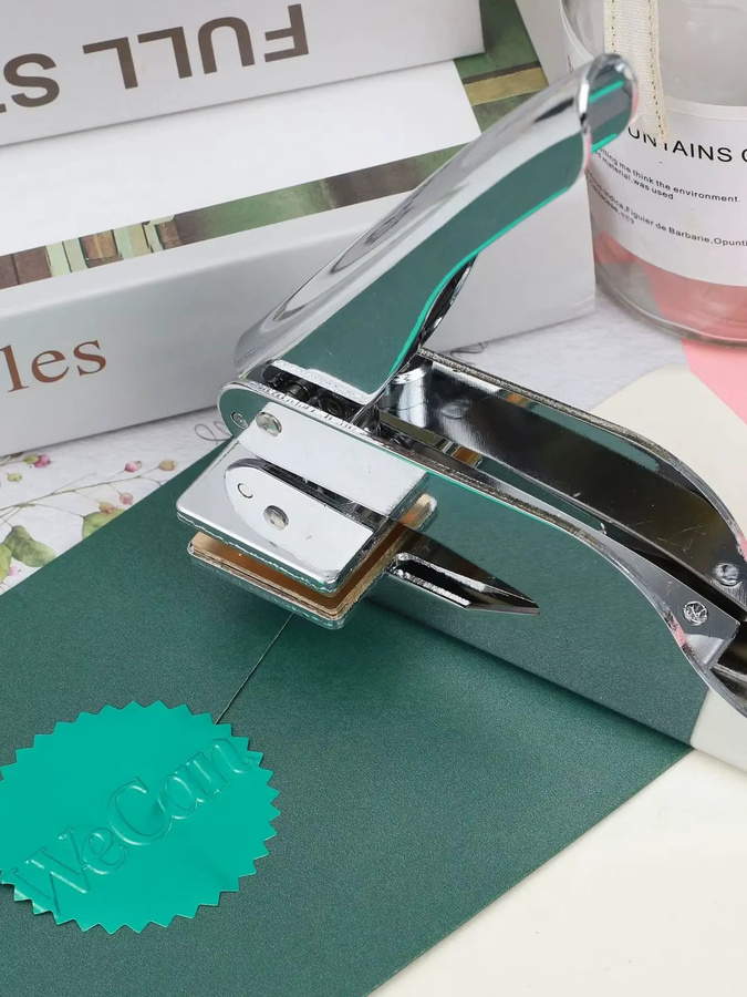 Individueller Prägestempel mit persönlichem Logo in rechteckiger Form für Papier, Bücher und Hochzeitseinladungen - Bild 2