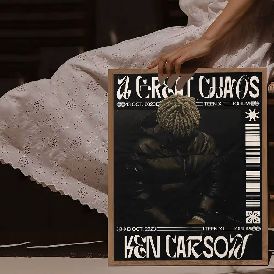 Selbstklebendes Kunstposter Ken Carson Rapper Portrait auf weißem Kraftpapier von Potdemiel - Bild 3