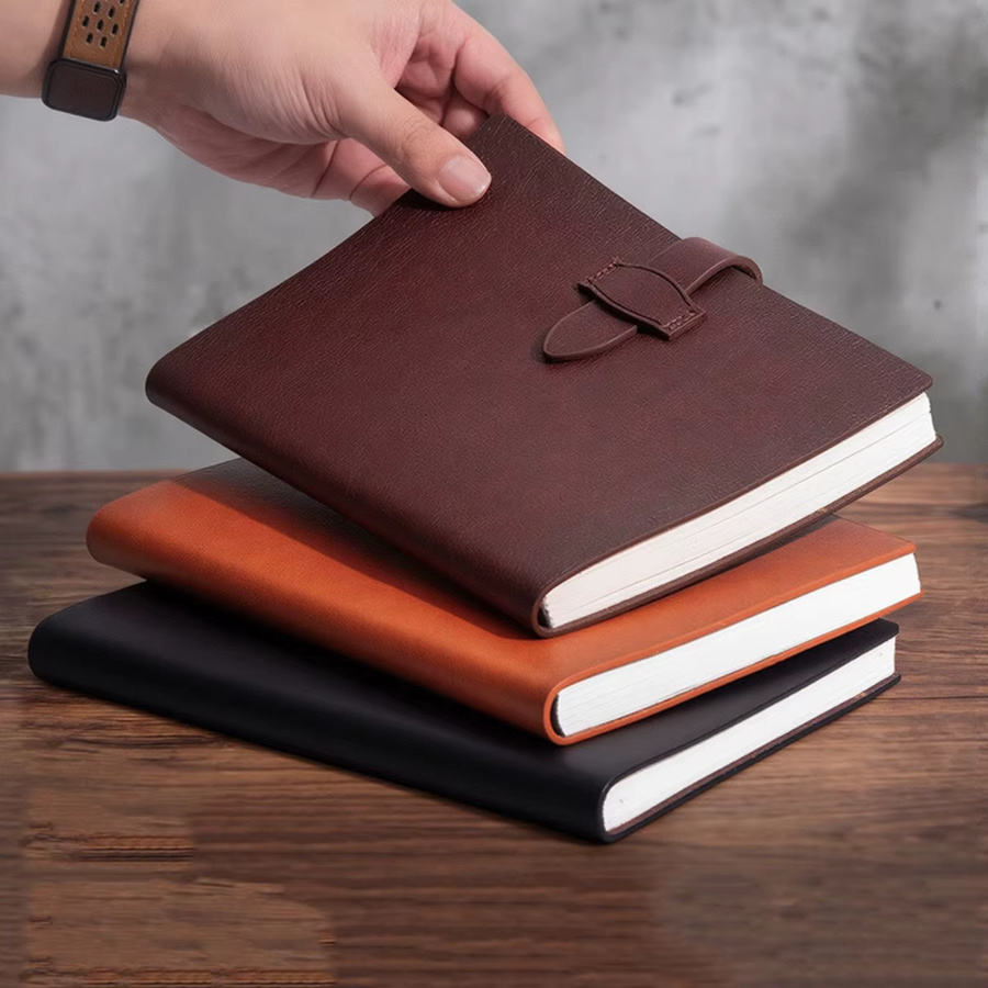 Lidafish A5 Notizbuch mit Hardcover aus Leder in Rot und Braun - Bild 2