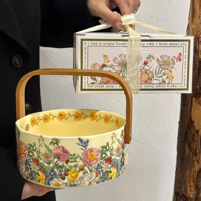 WJG Pretty B Keramik-Snackteller im mittelalterlichen Stil mit Blumen- und Fruchtmuster, Farbe: Weiß, 800ml - Bild 1