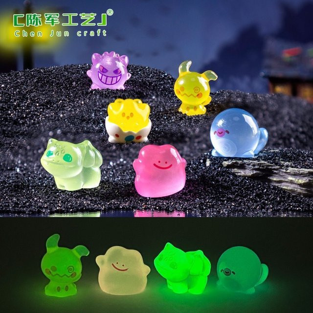 Bandai Pokémon Nachtleuchtende DIY Mini-Landschaft Hängende Auto-Ornamente in Multicolour - Bild 1