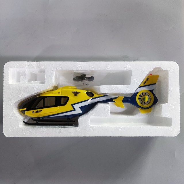 ESKY Rumpfset mit Heckmotor, LED und Landegestell, Zubehör - Bild 1