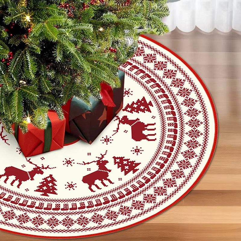 VIKAMA Weihnachtsbaumrock in Rot mit Rentier-Motiv, Kiefernzweigen und Schneeflocken-Silhouette zur Weihnachtsdekoration - Bild 2