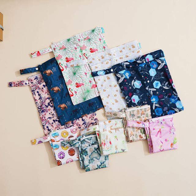 Wiederverwendbare und wasserdichte Wickeltasche von HappyFlute in Multicolour, waschbare Baby-Tragetasche für Reisen und Aufbewahrung - Bild 1