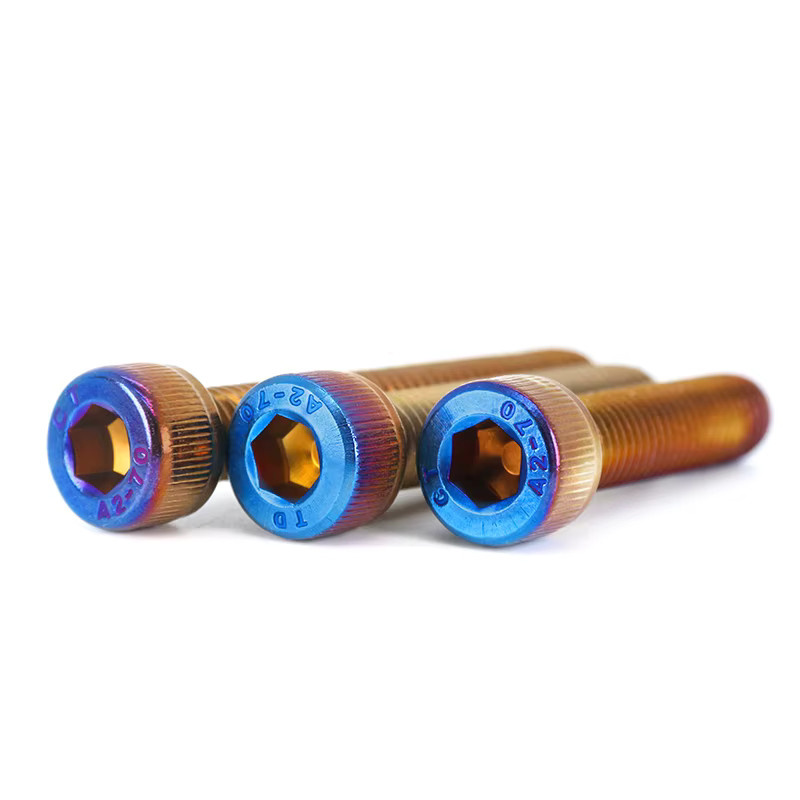 Yiqianyuan DIN912 Innensechskantschrauben aus SUS304 Edelstahl für M3 bis M10 - Bild 3