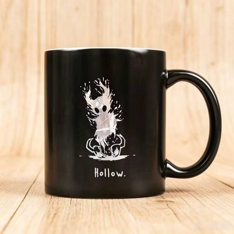 Hollow Knight Wärmeempfindliche Farbwechsel-Tasse aus Keramik in Schwarz mit doppelseitigem Muster von Bandai - Bild 3