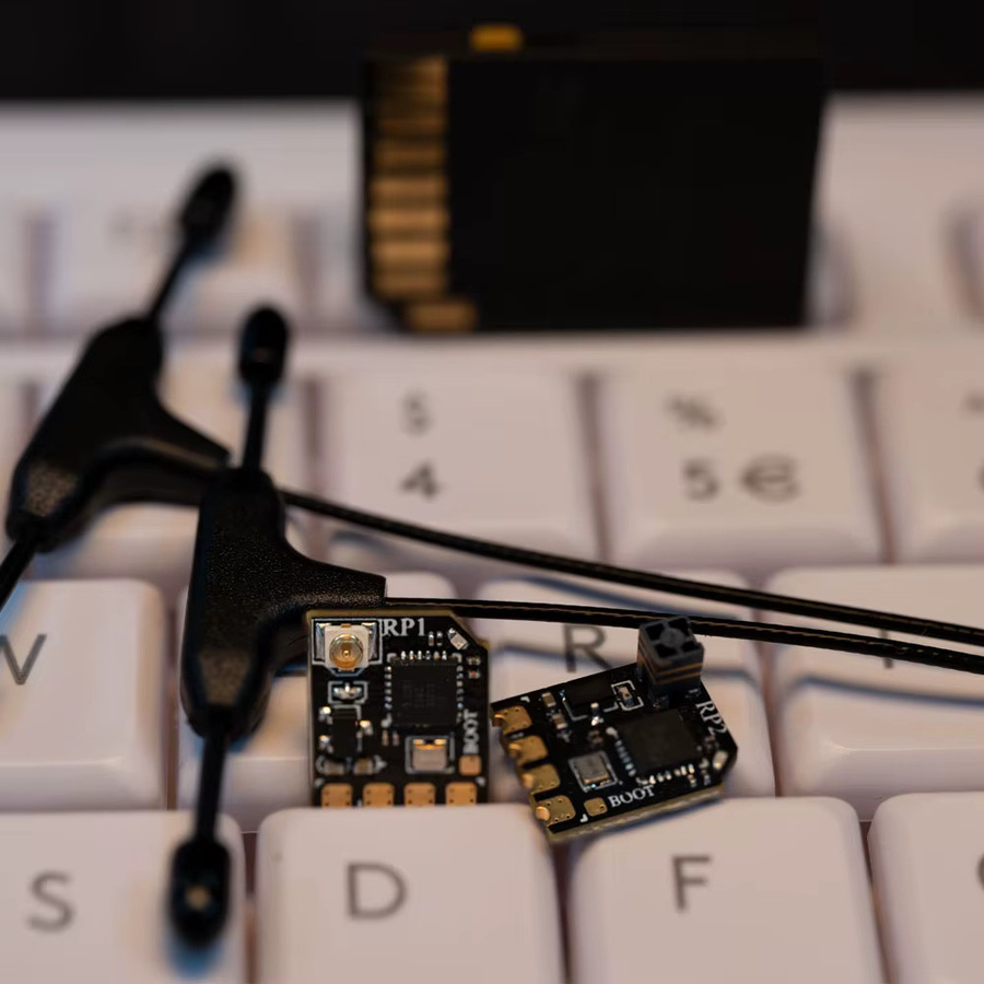RadioMaster RP1 RP2 V2 ExpressLRS 2,4 GHz Nano-Empfänger mit TCXO in Schwarz für Whoops-Drohnen und Starrflügel - Bild 3