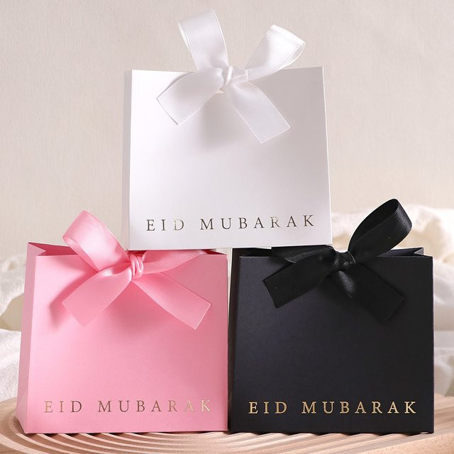 10 Stück Eid Mubarak Mini-Geschenkboxen aus Papier, laminiert, mit elegantem Band, Farben: Schwarz, Weiß und Rosa, B/T/H: 11,5 x 10 x 4,5 cm - Bild 1