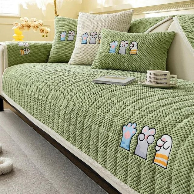Sofabezug aus Kord-Samt in Grün, rutschfester Katzenkrallen-Schutz für das Sofa, B/H: 30 x 50 cm - Bild 1