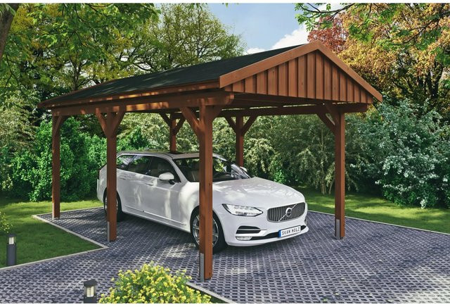 Skan Holz Carport Fichtelberg aus Fichte Leimholz in Nussbaum Braun mit spitzer Dachform und schwarzen Dachschindeln B/T: 317 x 566 cm, Höhe: 303 cm - Bild 1