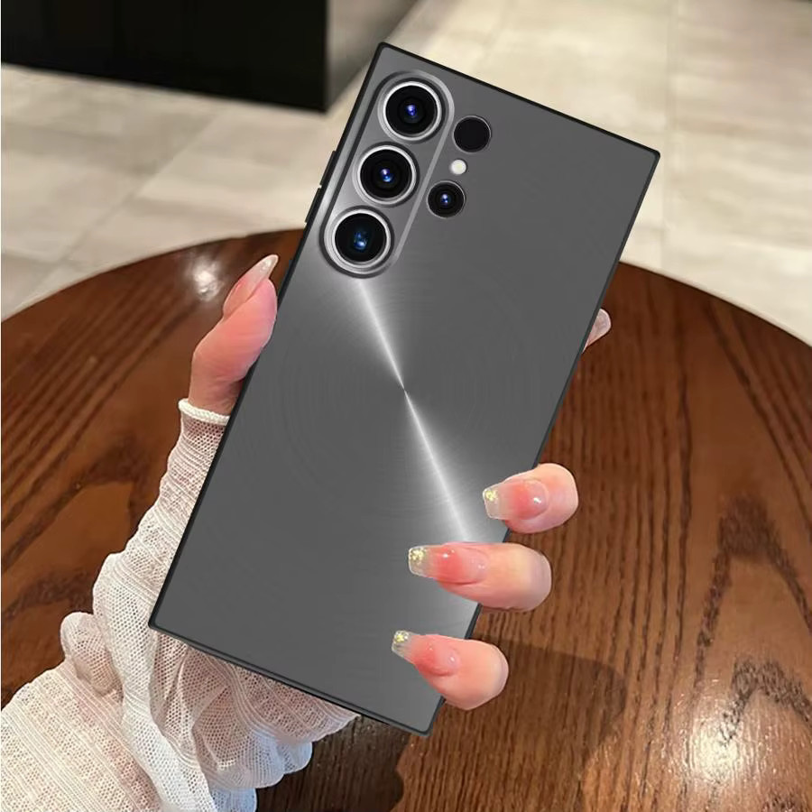 Schwarze weiche Handyhülle mit gebürsteter Metallstruktur und Stahldruck für Samsung Galaxy S23 Ultra, S25 Edge, S21 FE, S24 Plus und S20 - Bild 1