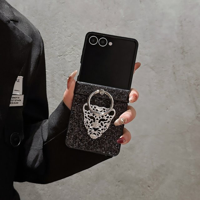 JINHR Luxus Handyhülle mit Diamant 3D Leopard Design und Ringständer für Samsung Z Flip5, Z Flip6 und Z Flip7 in Schwarz - Bild 1