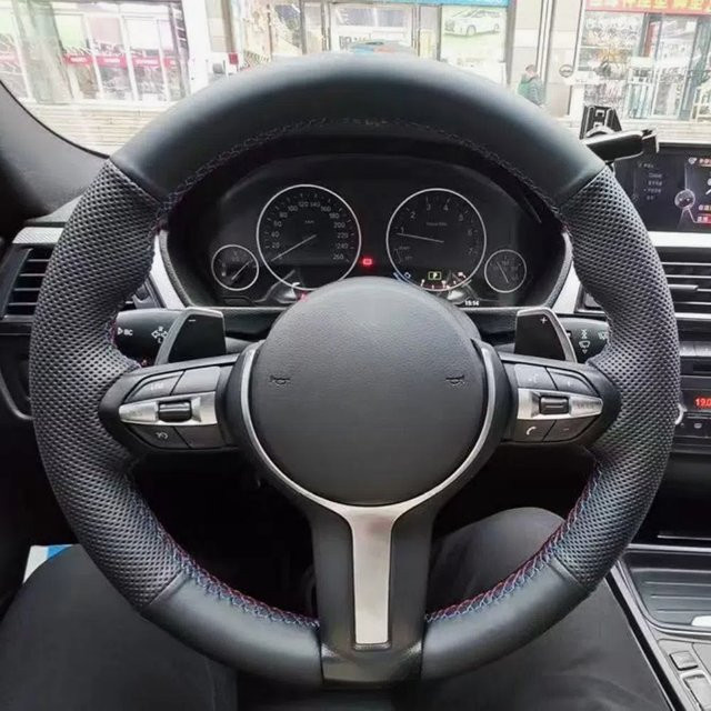 GNUPME Lenkradbezug aus Mikrofaser und Leder in Schwarz für BMW M Sport Modelle F30 F31 F34 F10 F11 F07 X3 F25 F32 F33 - Bild 1