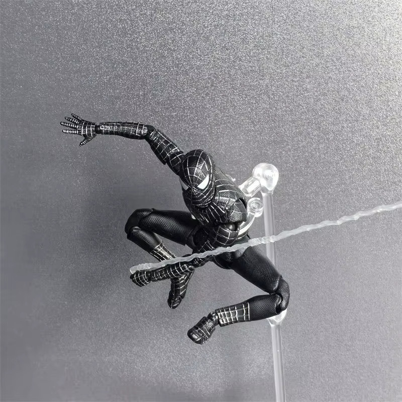 Bandai Marvel Spider-Man 3 Actionfigur, 14cm, Einzelfigur - Bild 3