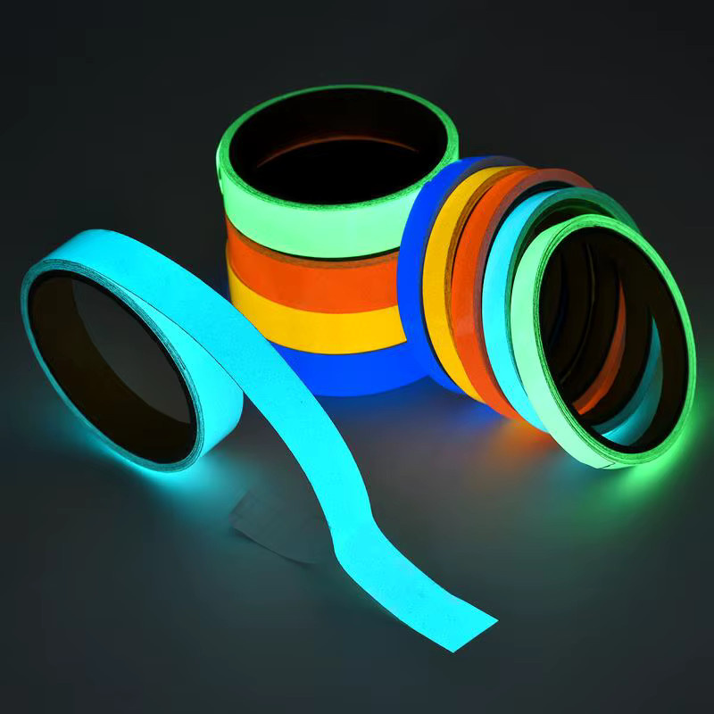 3M Selbstklebendes fluoreszierendes Sicherheitsband in Grün für Nachtsicht und Heimdekoration - Bild 2
