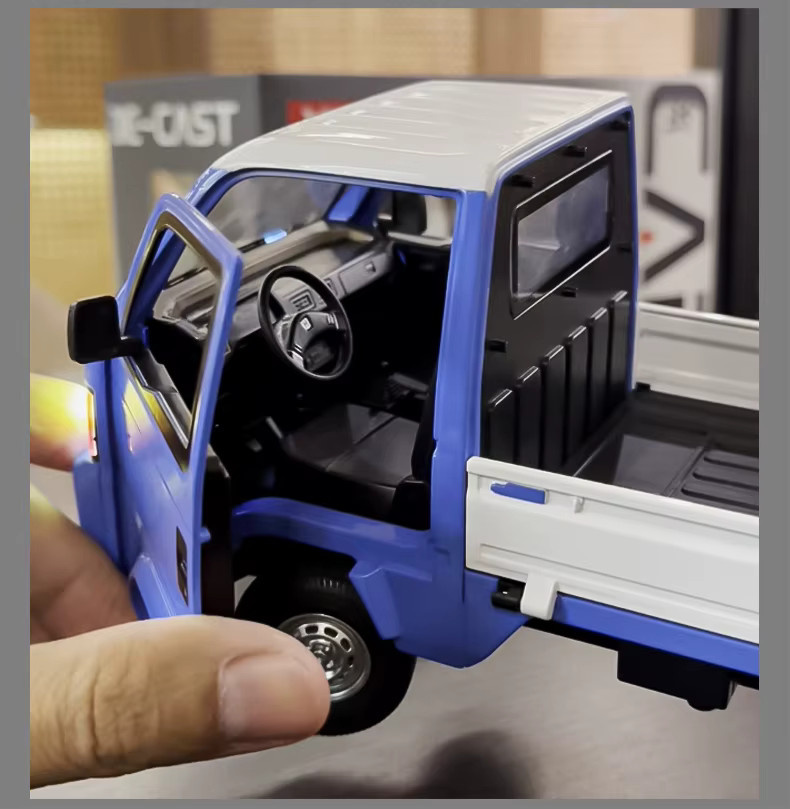 Maisto Metalldruckguss-LKW-Modell, 1:18, mit Ton und Licht, ab 6 Jahren - Bild 3
