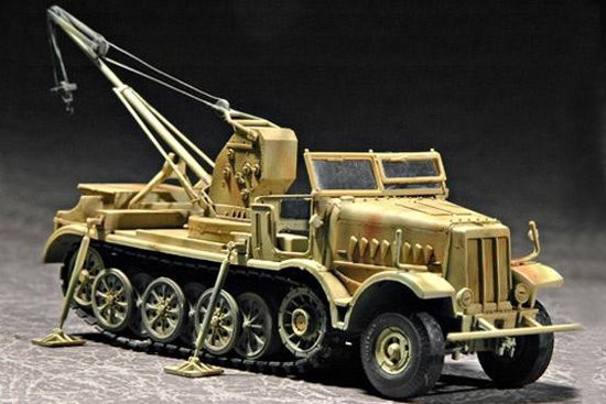 Trumpeter Drehkran 6t auf Zugkraftwagen 18t (Sd.Kfz. 9/1), Fahrzeug, 1:72 - Bild 1