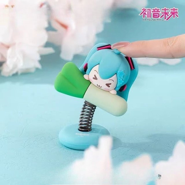 Bandai Hatsune Miku Anime-Cartoon-Peripherie, Desktop-Ornamente - Bild 1