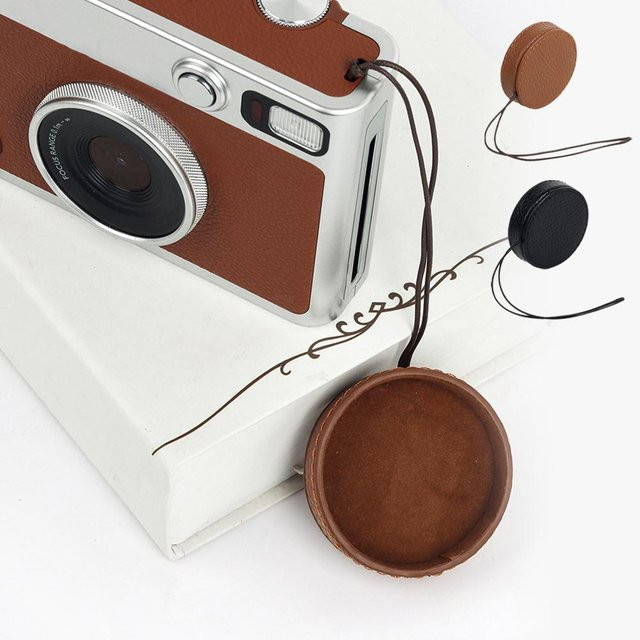 Fujifilm Objektivdeckel aus PU Leder für Instax Mini EVO in Braun - Bild 1