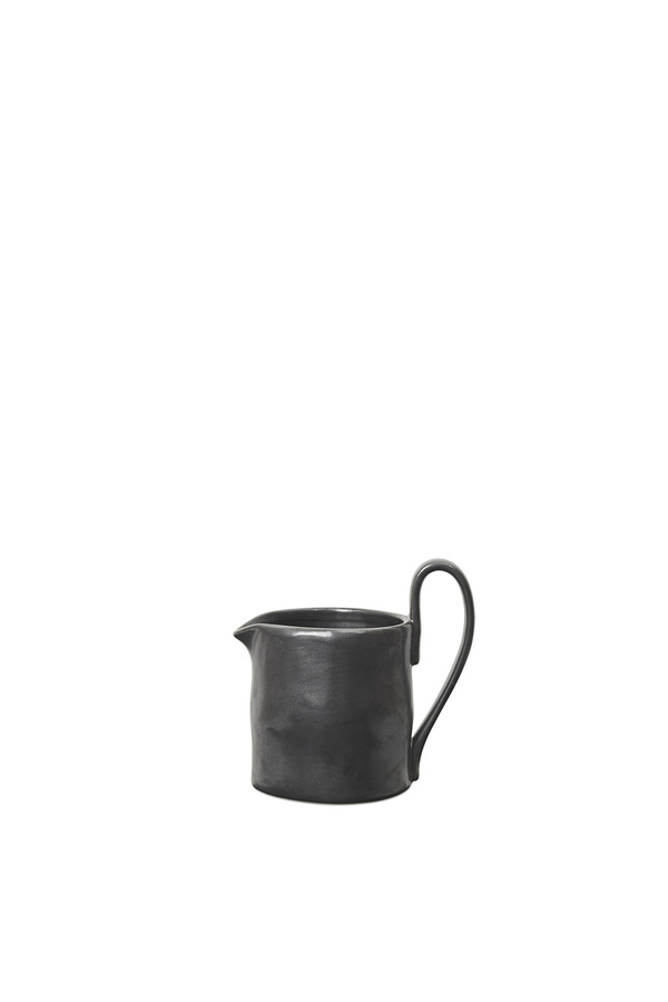 Ferm Living Flow Milchkännchen in Schwarz - Bild 2