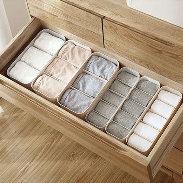 Praktische Haushalts-Aufbewahrungsbox mit 3/5 Fächern aus Kunststoff in Weiß zum Sortieren von Socken und Unterwäsche für Schubladen und Schreibtische - Bild 1