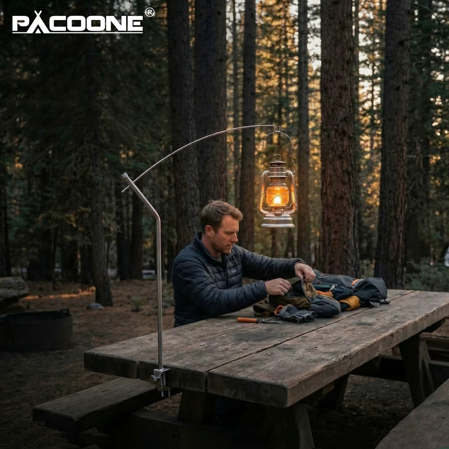 PACOONE Camping-Lichtständer aus Aluminiumlegierung in Schwarz mit verstellbarem Lampenhalter und Hängehaken - Bild 3