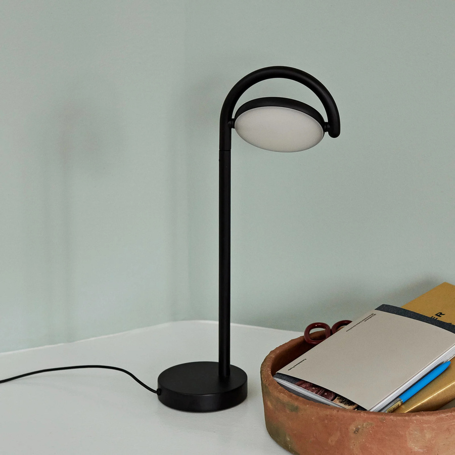 Marselis Tischleuchte Soft Black von HAY aus Metall mit Schirm - Bild 1
