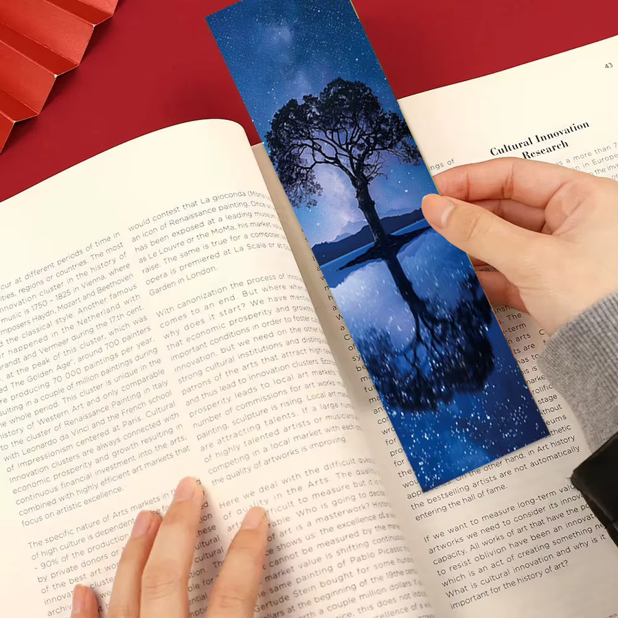 32 Stück Lesezeichen mit Universum- und Sternenhimmel-Motiv aus Papier für den Schulanfang oder als Geschenk - Bild 3