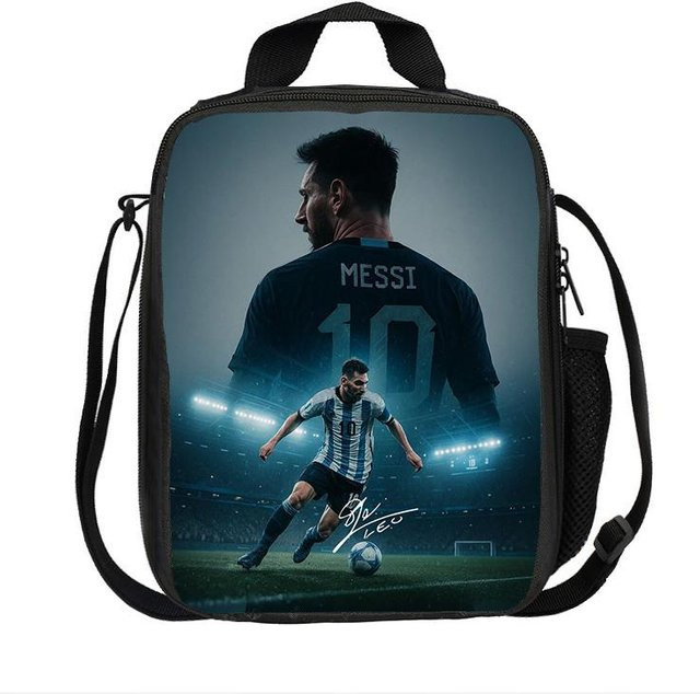 Isolierte M-Messi Fußballstar Lunchtasche von Fancy Style Studio, auslaufsichere Lunchbox in Multicolour - Bild 1