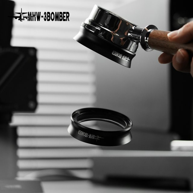 MHW-3BOMBER Magnetischer Kaffee-Dosierring aus Aluminiumlegierung in Schwarz für Siebträger Espresso-Dosiertrichter (51 mm, 53 mm, 58 mm) - Bild 1
