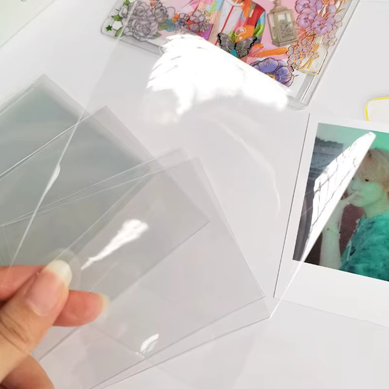 ZYF Kartenhüllen transparent, 5 Packungen à 100 Stück, wasserdichter Kartenschutz für Game Idol Albumkarten, B/H: 61 x 88 mm und 65 x 90 mm - Bild 3