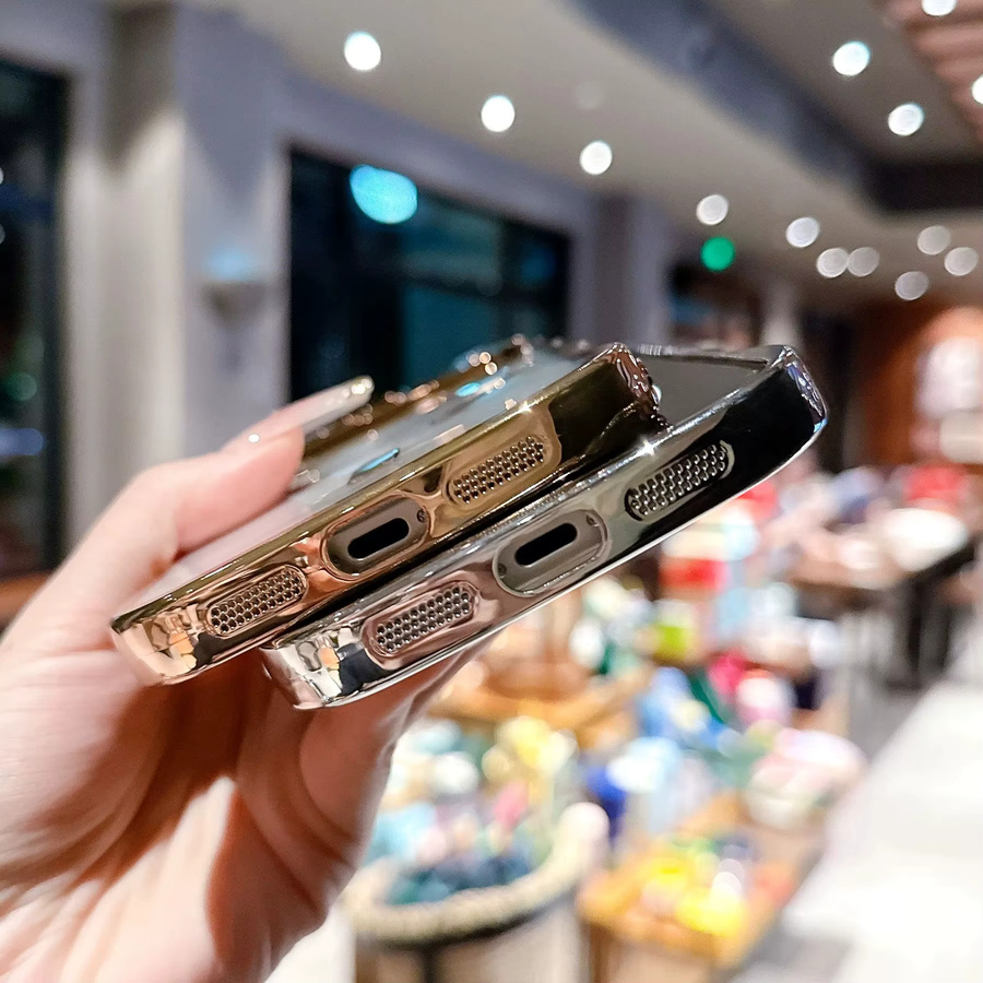 Transparente MagSafe Handyhülle mit Wellenrand aus weichem TPU für iPhone 16 15 14 13 Pro Max in Silber - Bild 1