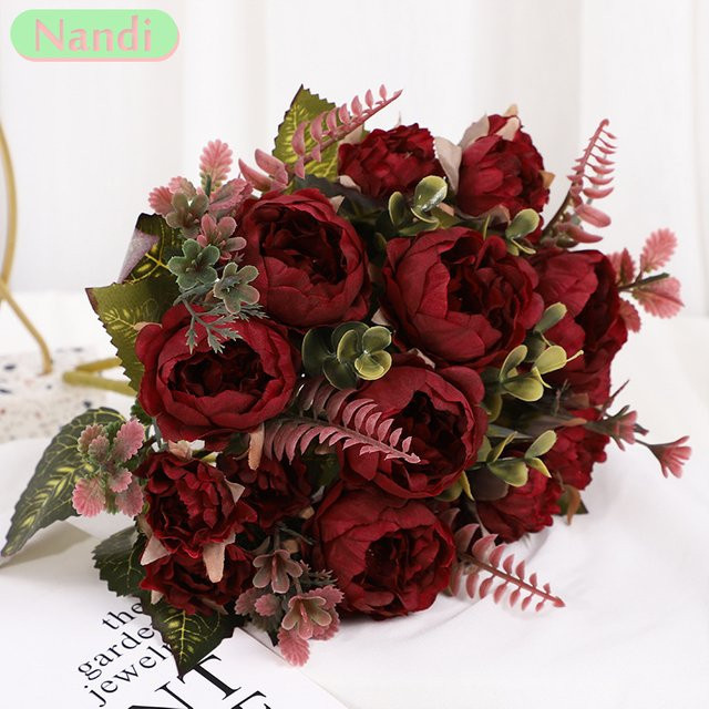 NANDI Künstliche Rosen in Rot mit 9 Köpfen zur Tischdekoration für Hochzeit und Wohnzimmer - Bild 1
