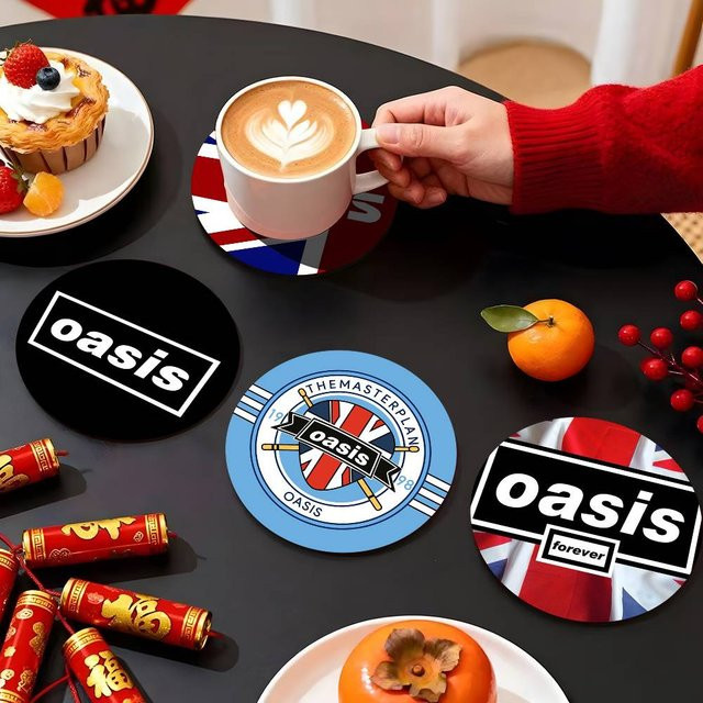 O-Oasis Band Holzuntersetzer rund mit Farbdruck in Multicolour - Bild 1