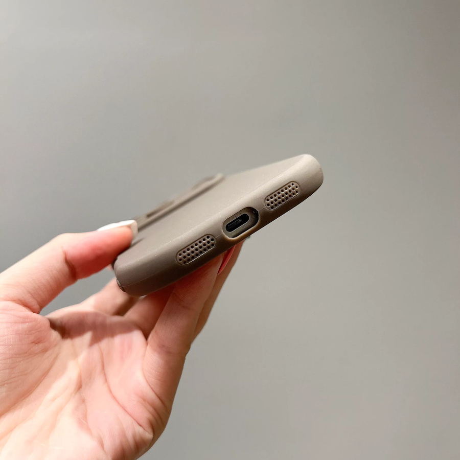 szHAIyu Flüssige Silikon-Schutzhülle für Apple iPhone in Beige mit Soft-Touch-Oberfläche - Bild 2