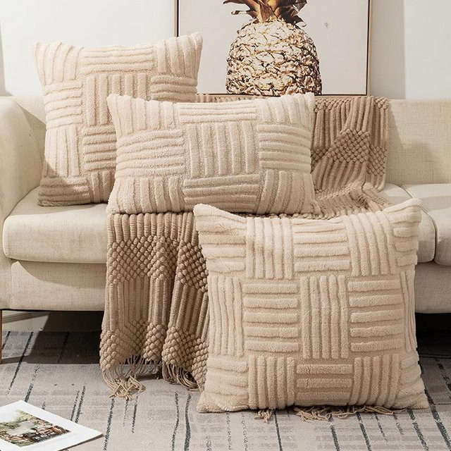 2er-Pack Cozy Up Home Kissenbezüge aus Plüsch, gestreift, hellbraun/beige, B/H: 45 x 45 cm - Bild 1