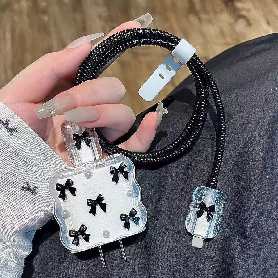 TAOYUNXI Set aus 5 Stück transparente schwarze Schleifen-Schutzhüllen für iPhone 18W/20W Datenkabel und Ladekabelschutz - Bild 2