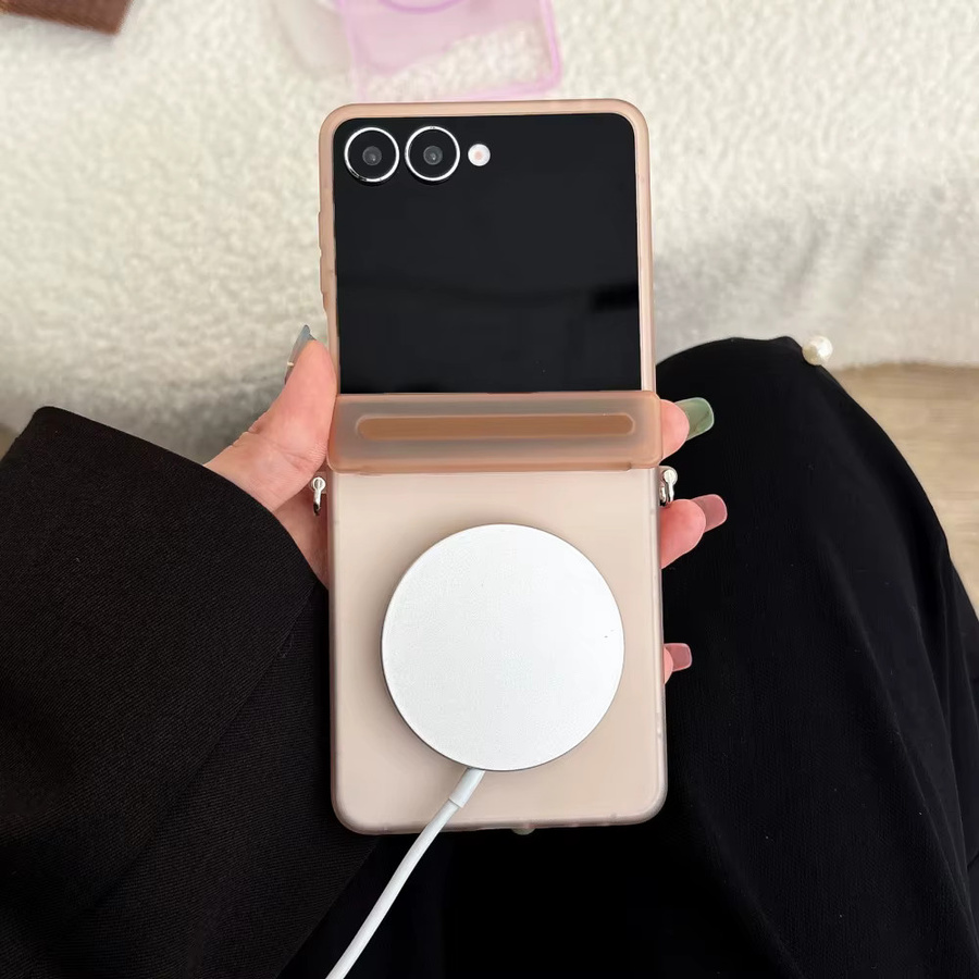 Matte magnetische Handyhülle für Samsung Z Flip 8 7 6 5 5G mit MagSafe Kompatibilität, stoßfest und ultradünn, Farbe: Schwarz - Bild 3