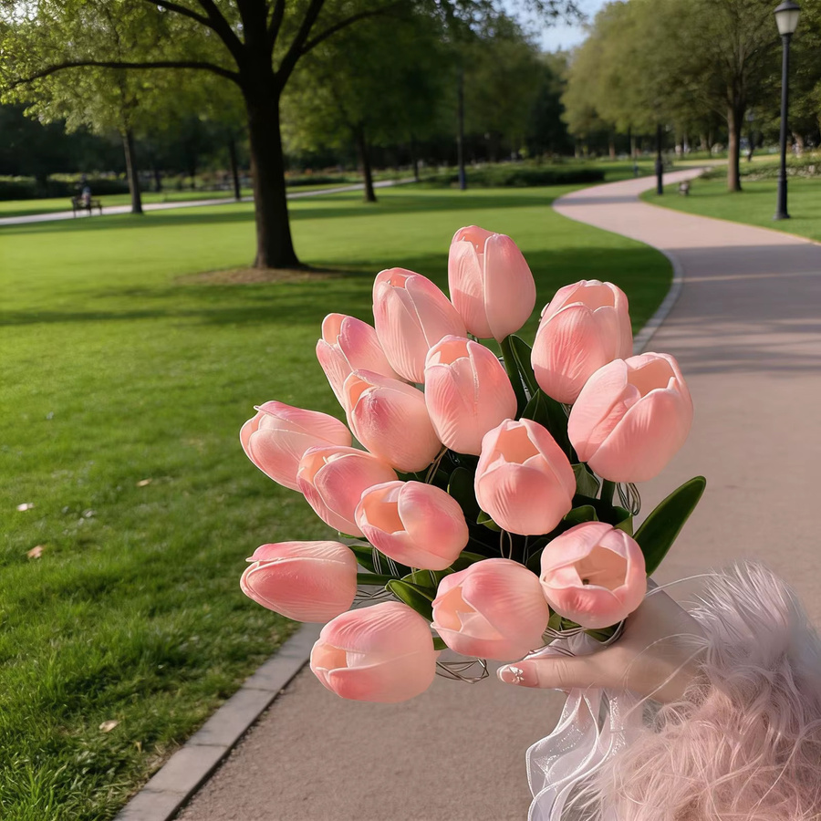 LED Tulpenstrauß Nachtlicht mit künstlichen Blumen und Band als Tischlampe für die Heimdekoration in Warmweiß - Bild 2