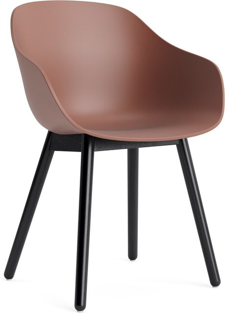 HAY About A Chair AAC 212 mit Armlehnen in Rot und Holzgestell im organischen Design - Bild 1
