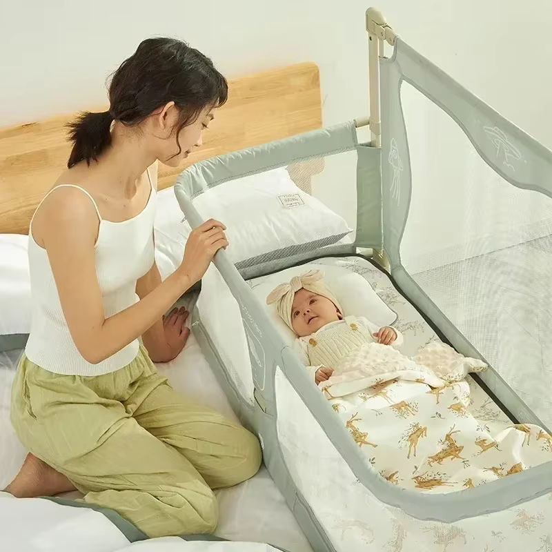 Faltbares Babybett von YBYMBI in Grün mit Sicherheitsgeländer und doppeltem Verwendungszweck für das Kinderzimmer - Bild 2