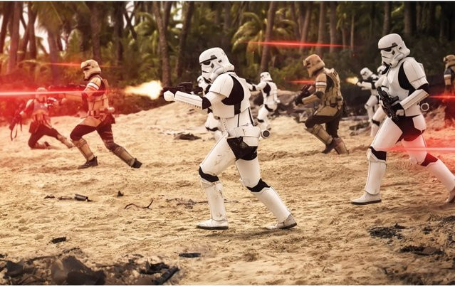 Komar Fototapete Vlies Star Wars Imperial Strike, Multicolor, Breite: 400 cm, Höhe: 250 cm - Bild 1