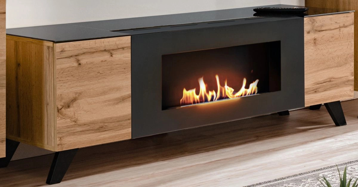 TV-Lowboard Heritage von Inn.Furn in Wotan Eiche und Schwarz mit integriertem Kamin, Breite: 150 cm, Tiefe: 46 cm, Höhe: 47 cm - Bild 2
