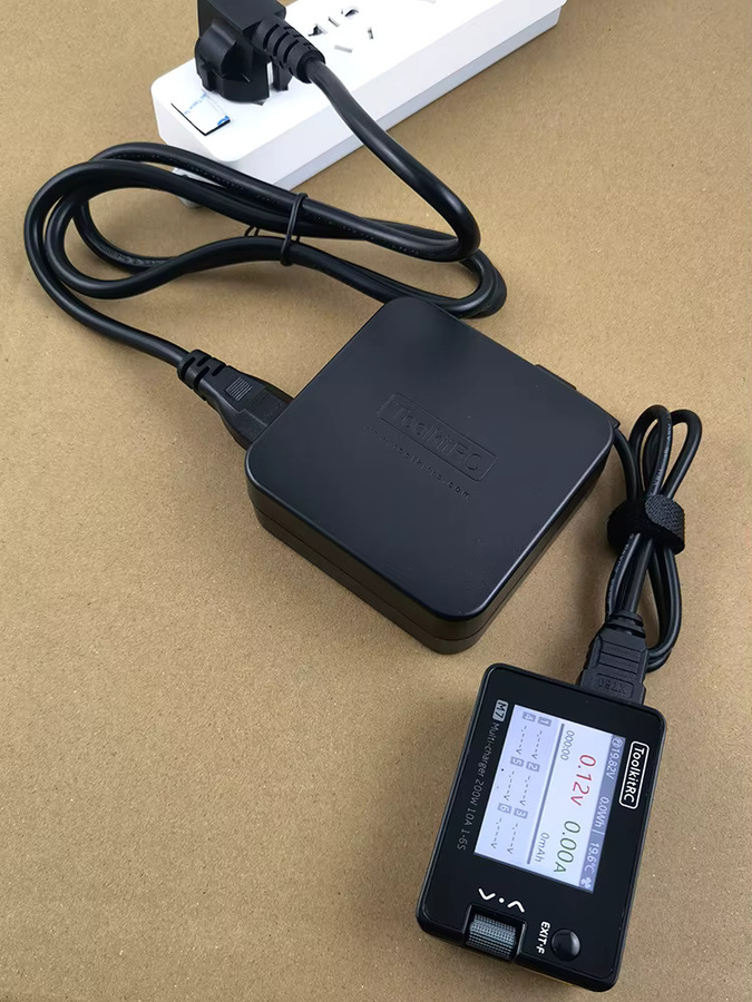 ToolkitRC ADP100 Netzteil-Ladegerät 100W 20V 5A mit XT60 Anschluss in Schwarz für M6D M7 M6DAC V2 M8P M4P M9 GT Power - Bild 5